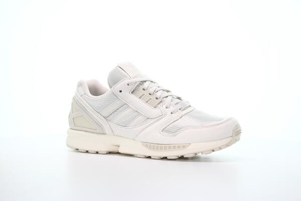 ？ adidas Originals ZX 8000 
